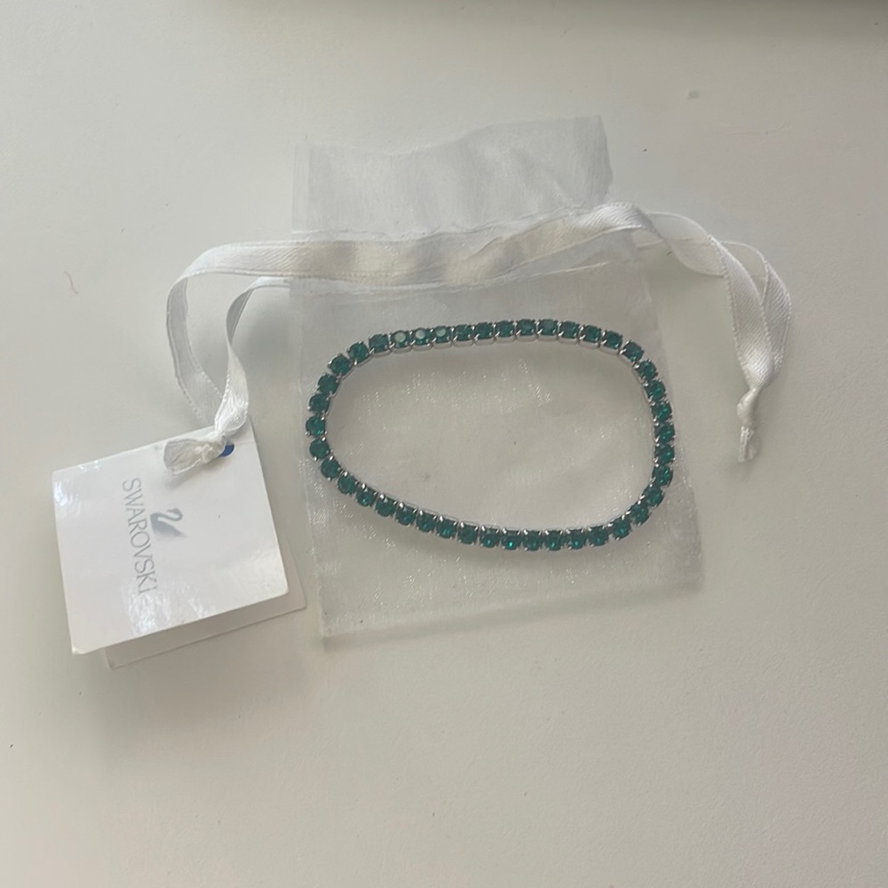 Swarovski Green Crystal Bracelet - Sparkle in Style